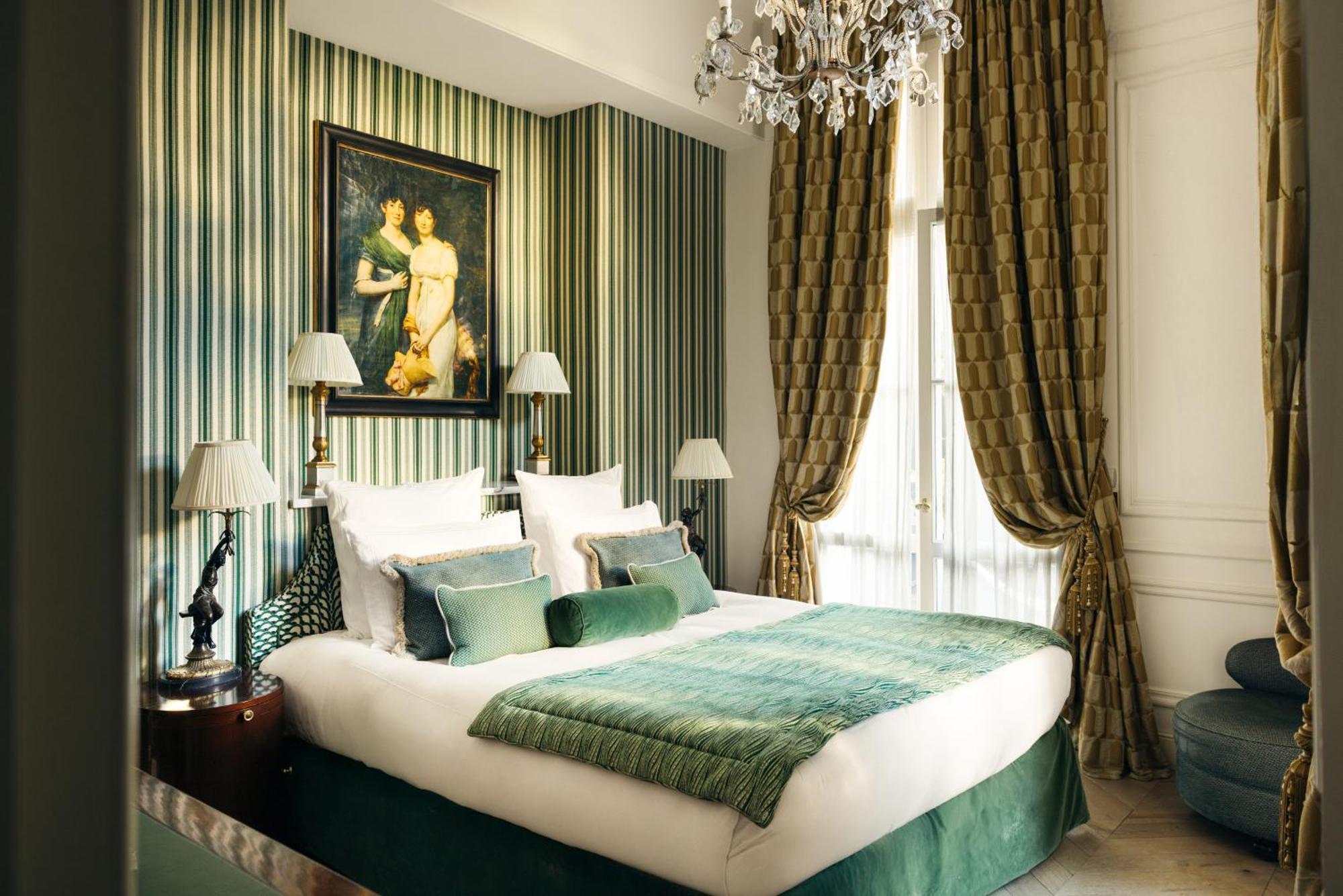 Relais Christine Hotel Paris Exterior photo